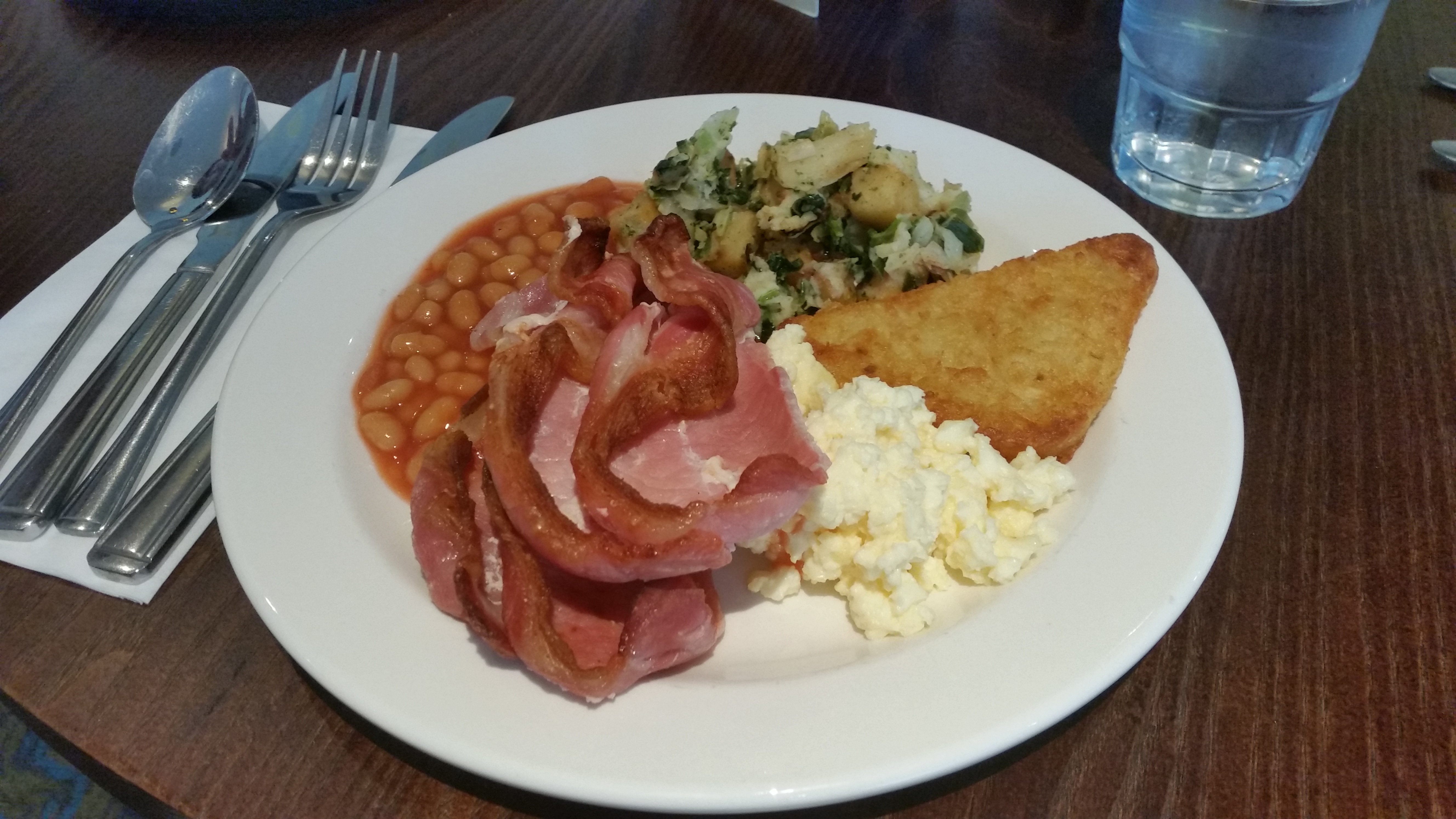Archway Premier Inn Cooked Breakfast